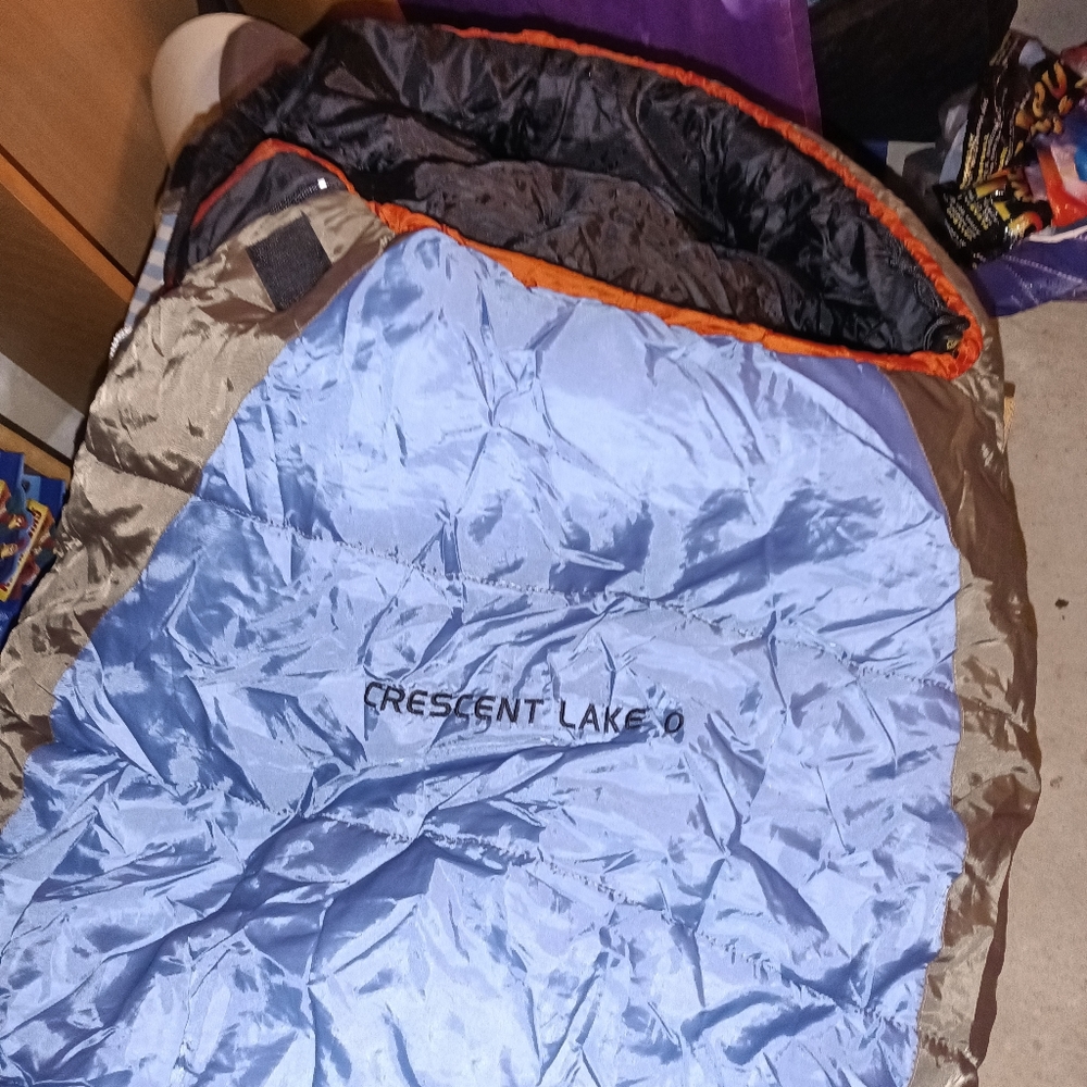 Alps mountaineering sleeping bag